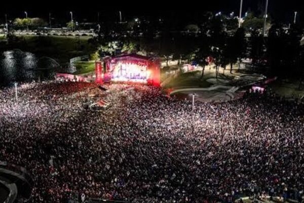 Multitudinaria fiesta para despedir los Juegos en Santa Fe. Fotografía Redes sociales.