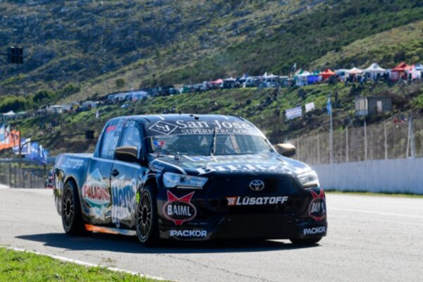 El piloto Hernán Palazzo se quedó con la final del TC Pick Up en Balcarce. Foto: Agencia NA (Prensa ACTC)