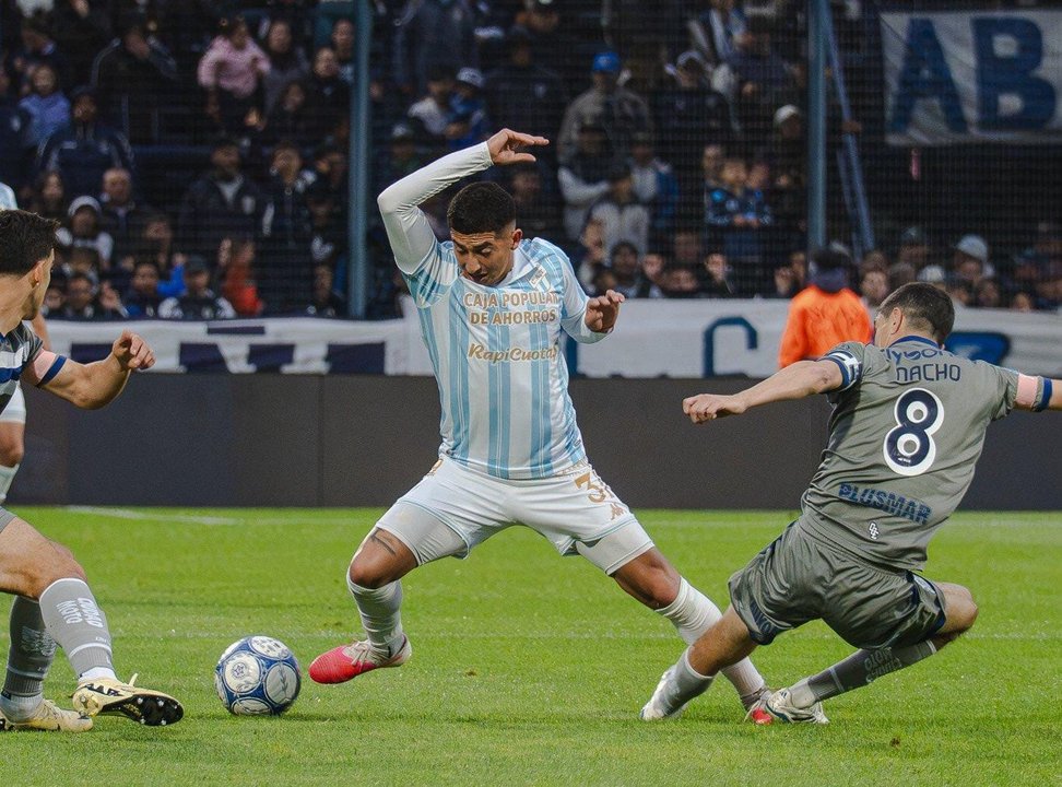 Atlético Tucumán y Gimnasia empataron en La Plata. Foto: Agencia NA (@Atoficial).