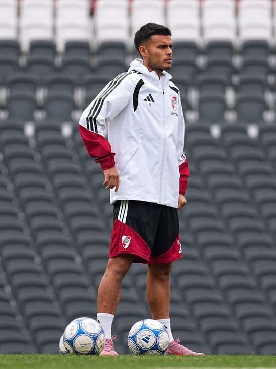 Fausto Verá se desgarró y se perderá lo que resta de la fase regular del Torneo Clausura. Foto: Agencia NA (River)