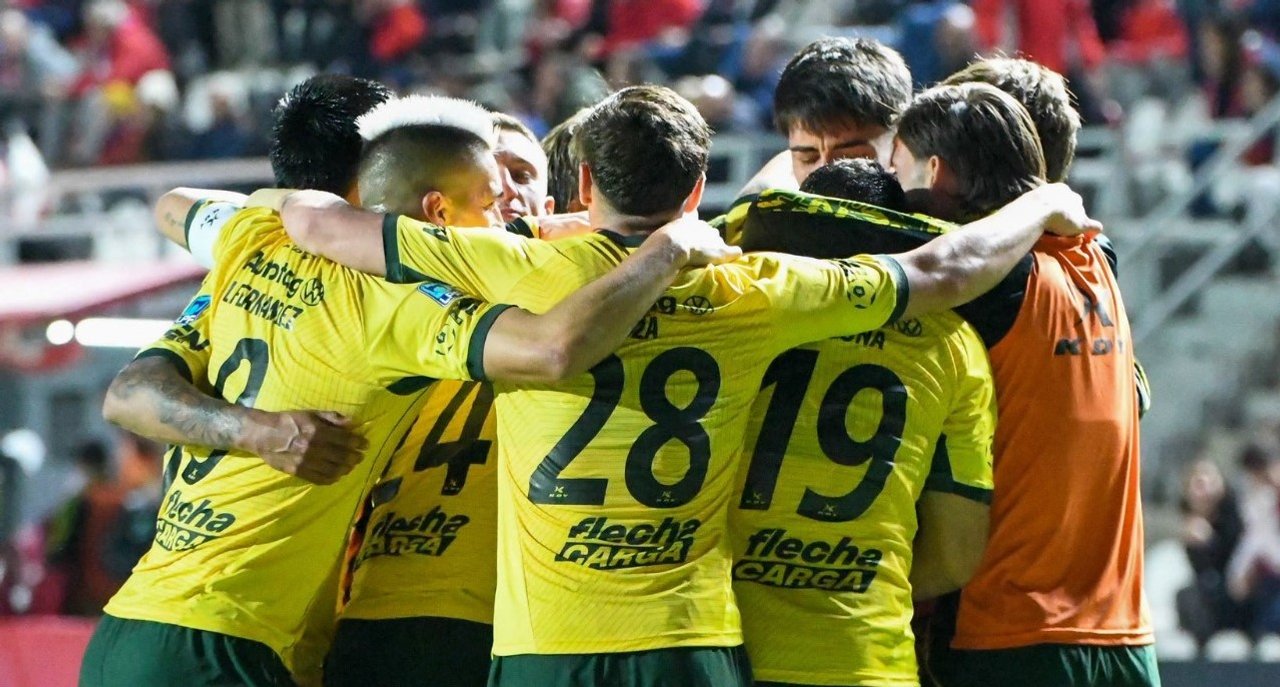 Defensa venció a Unión sin contratiempos. Foto: agencia NA (@CluDefensayJus).