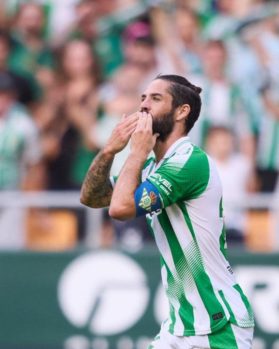 Isco festeja su primer gol en el partido. Foto: Agencia NA (@RealBetis).